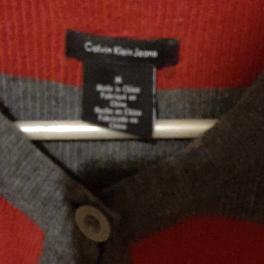 Cardigan - Picture 2 of 2